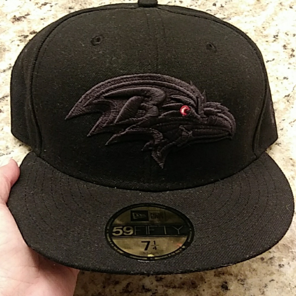 Baltimore Ravens blacked out fitted hat, EUC!